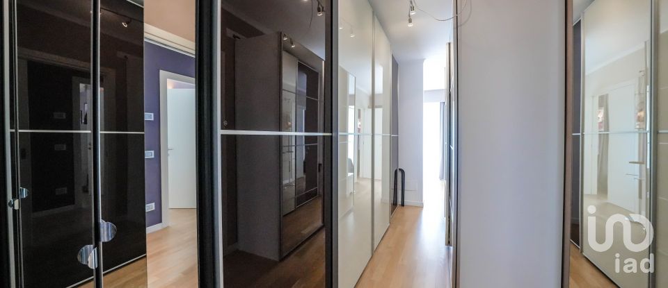 Villa 8 locali di 371 m² in Salò (25087)