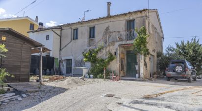 Rustico 0 locali di 130 m² in Cingoli (62011)