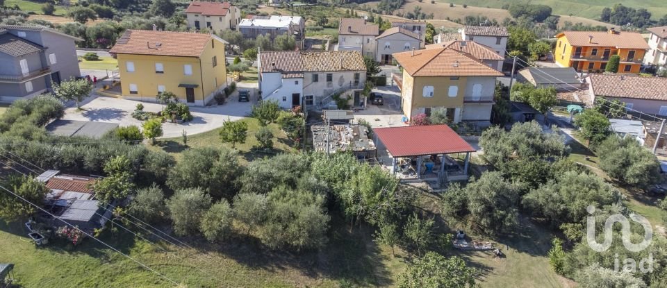 Country house 0 rooms of 130 m² in Cingoli (62011)