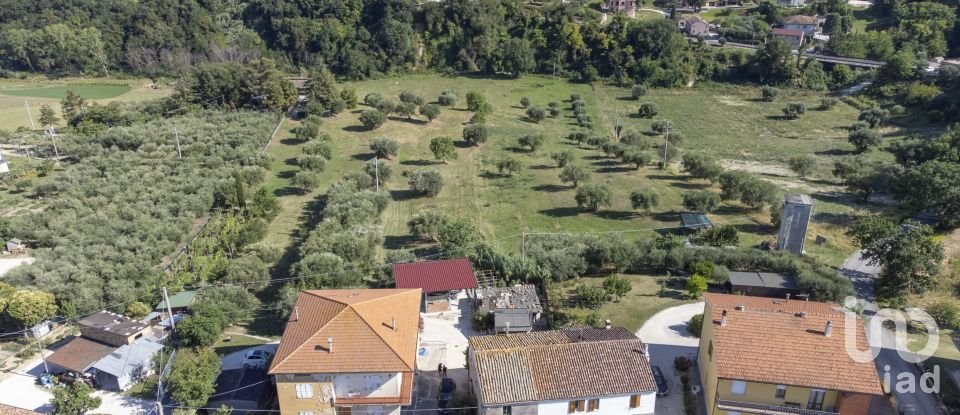 Rustico 0 locali di 130 m² in Cingoli (62011)