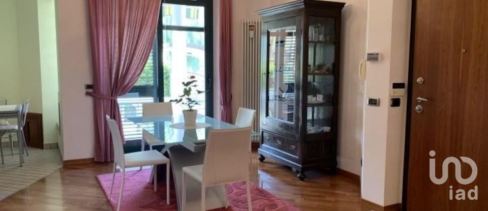 Casa indipendente 9 locali di 185 m² in Giulianova (64021)