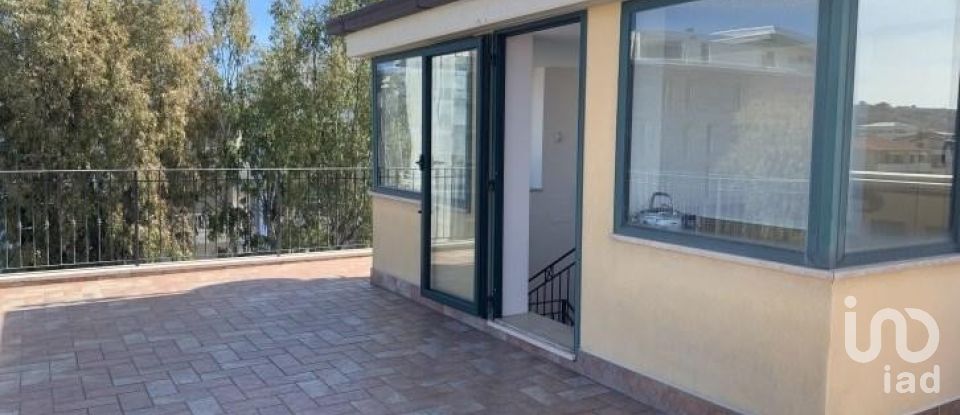 Casa indipendente 9 locali di 185 m² in Giulianova (64021)