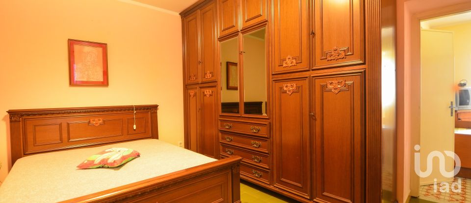 Lodge 8 rooms of 200 m² in Millesimo (17017)