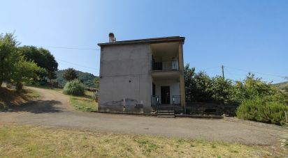 Town house 7 rooms of 232 m² in Alatri (03010)