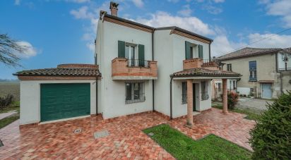 Casa 6 locali di 269 m² in Migliarino (44027)