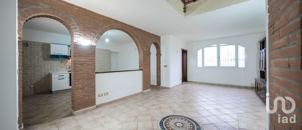 Casa 6 locali di 269 m² in Migliarino (44027)