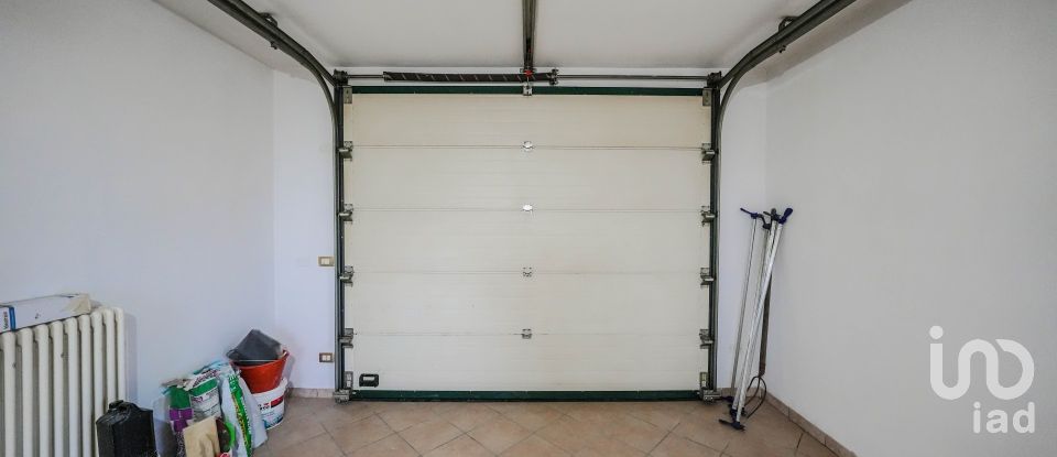 Casa 6 locali di 269 m² in Migliarino (44027)