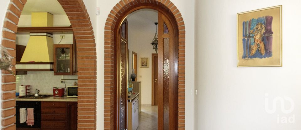 Casa indipendente 8 locali di 127 m² in Mosciano Sant'Angelo (64023)