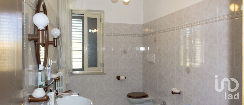 Casa indipendente 8 locali di 127 m² in Mosciano Sant'Angelo (64023)