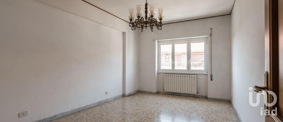 Three-room apartment of 117 m² in Roma (00171)