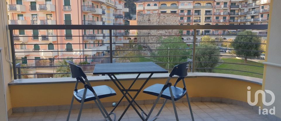 Two-room apartment of 50 m² in Cogoleto (16016)