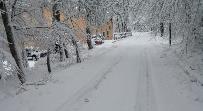 Retail property of 750 m² in Castel del Giudice (86080)