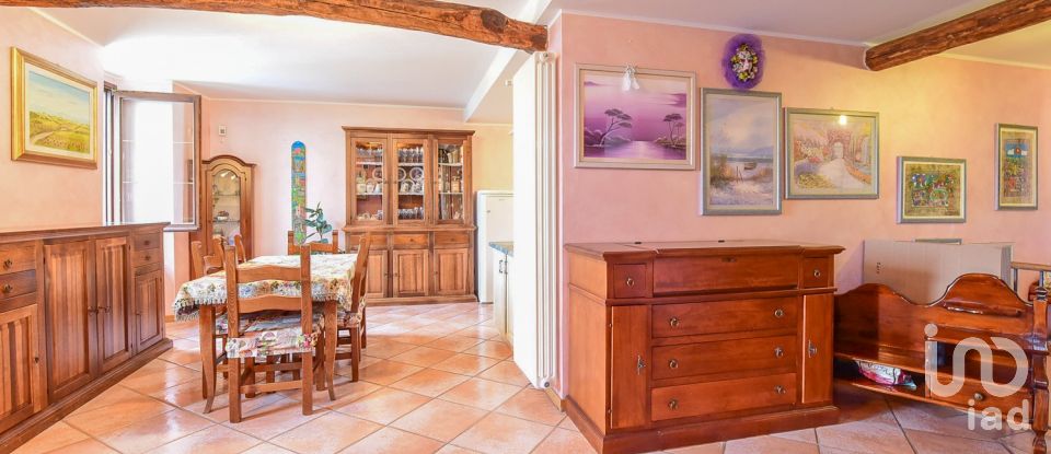 Casa indipendente 6 locali di 287 m² in Blevio (22020)