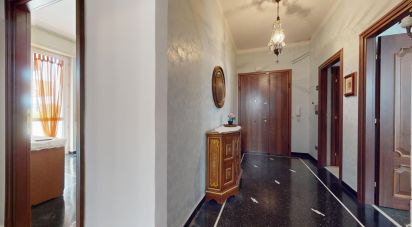 Three-room apartment of 115 m² in Genova (16155)