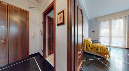 Three-room apartment of 115 m² in Genova (16155)