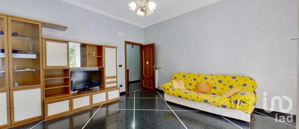 Three-room apartment of 115 m² in Genova (16155)