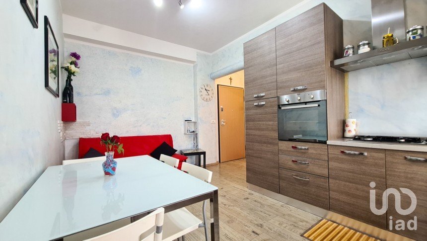 Two-room apartment of 35 m² in Loano (17025)