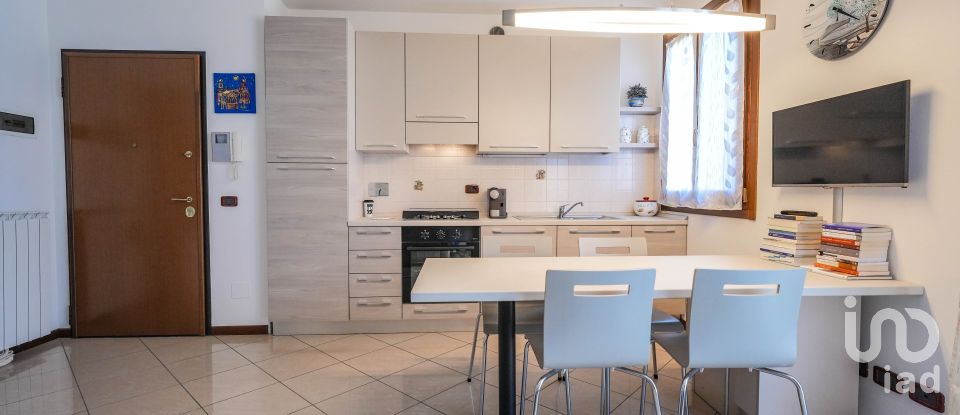 Bilocale di 52 m² a Bologna (40132)