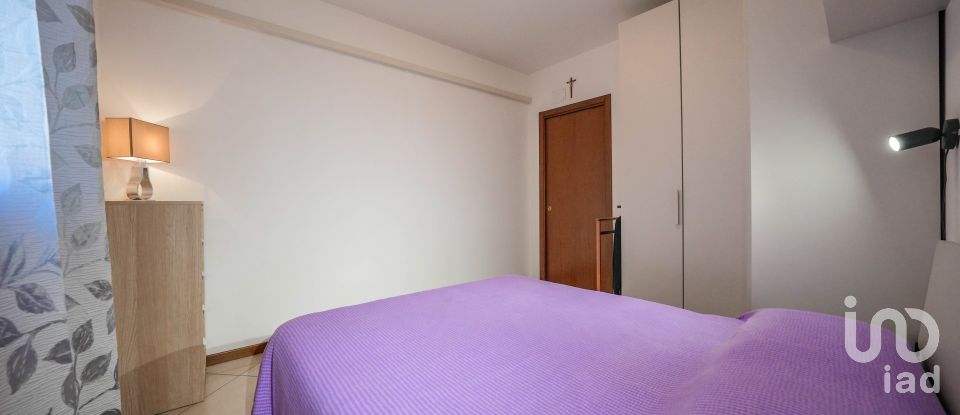 Two-room apartment of 52 m² in Bologna (40132)