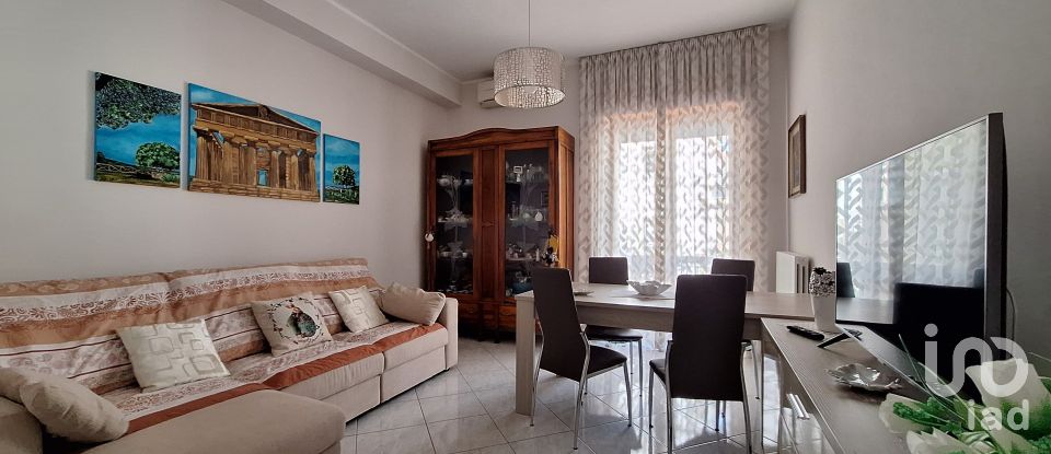 Three-room apartment of 79 m² in Salerno (84126)