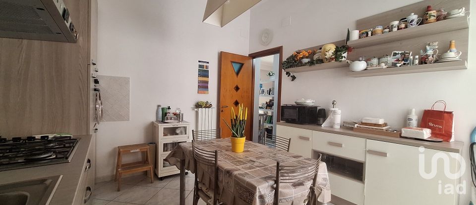 Three-room apartment of 79 m² in Salerno (84126)