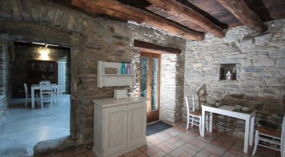 Town house 5 rooms of 149 m² in Oggebbio (28824)