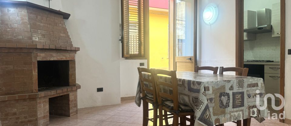 Casa 12 locali di 226 m² in Avola (96012)