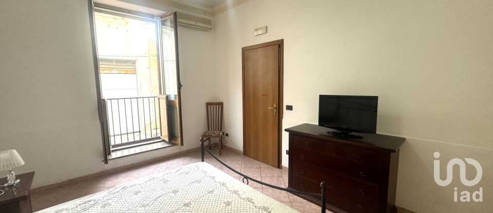 Casa 12 locali di 226 m² in Avola (96012)