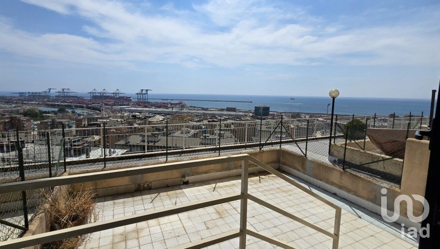 Apartment 0 rooms of 60 m² in Genova (16157)