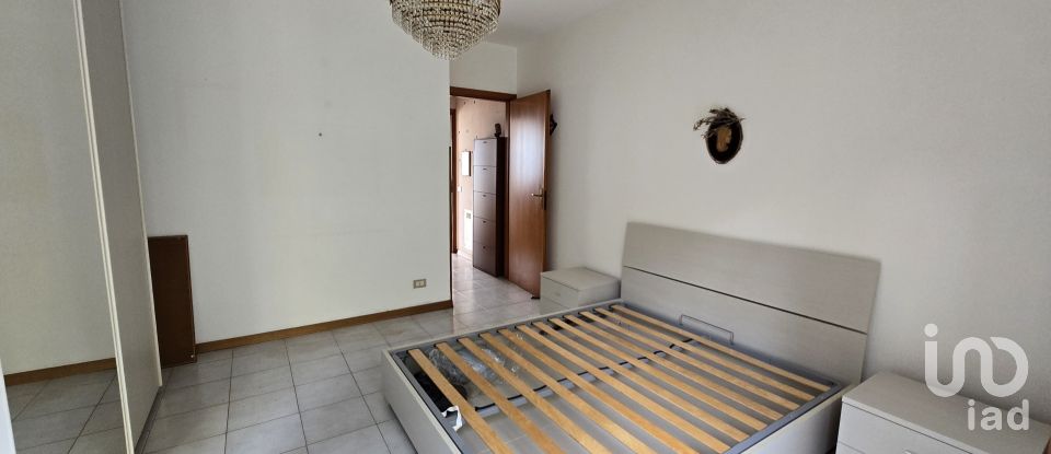 Appartamento 0 locali di 60 m² a Genova (16157)