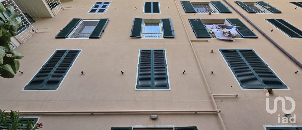 Apartment 0 rooms of 60 m² in Genova (16157)