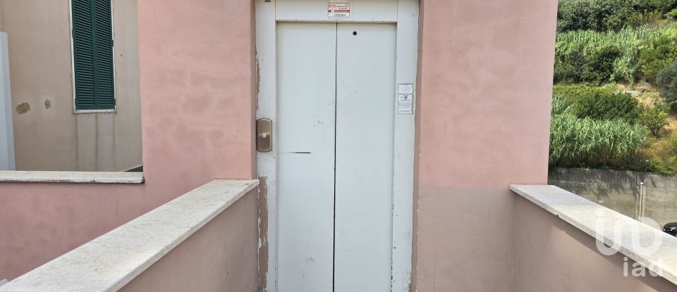 Appartamento 0 locali di 60 m² a Genova (16157)