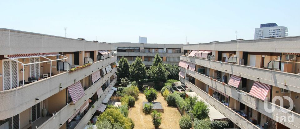 Bilocale di 62 m² a Roma (00139)