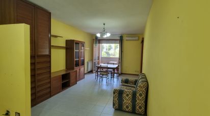 Apartment 7 rooms of 99 m² in Roma (00144)