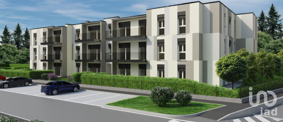 Appartamento 0 locali di 124 m² a Gironico (22041)