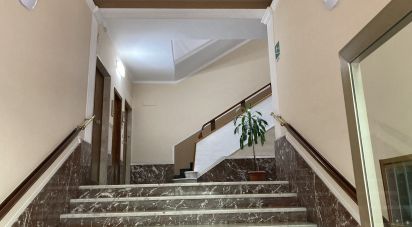 Apartment 7 rooms of 121 m² in Genova (16155)