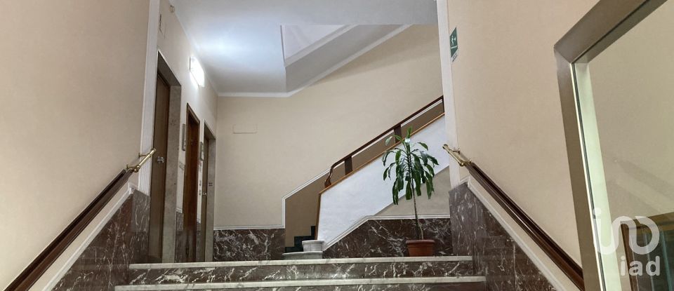 Appartamento 7 locali di 121 m² a Genova (16155)