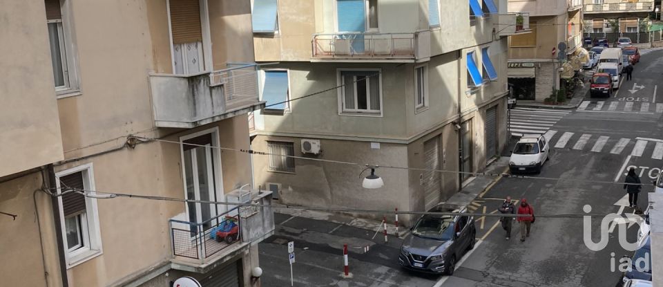 Appartamento 7 locali di 121 m² a Genova (16155)