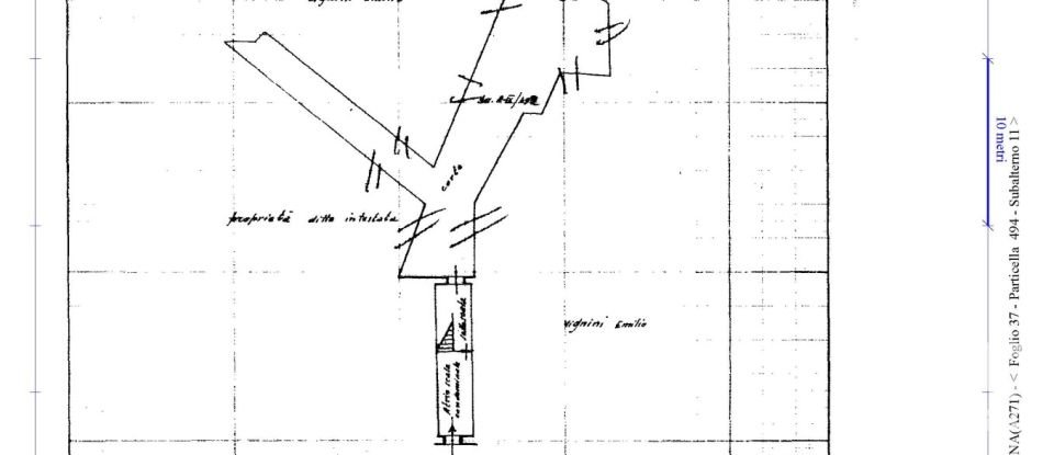 Negozio / locale commerciale di 607 m² in Ancona (60121)