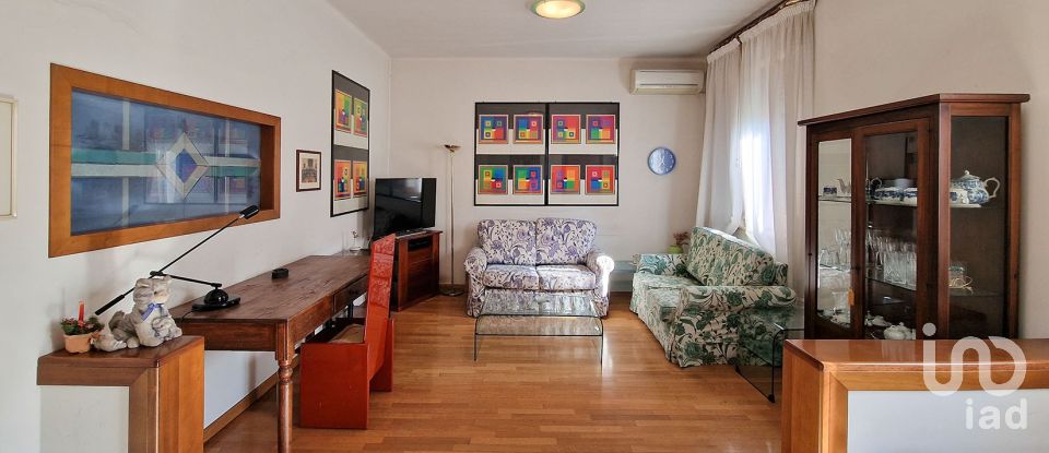 Apartment 5 rooms of 220 m² in Civitanova Marche (62012)