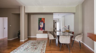 Three-room apartment of 145 m² in Roma (00152)