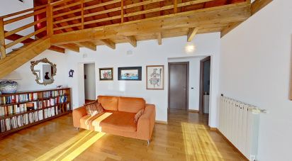 Loft 8 rooms of 153 m² in Mele (16010)