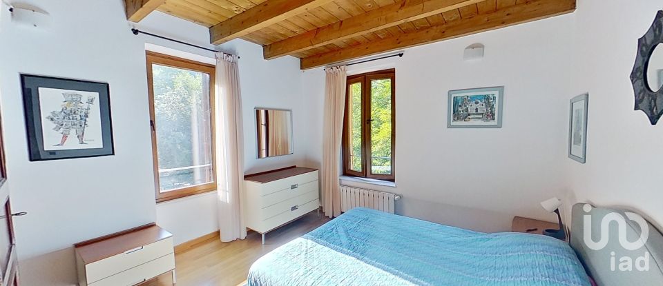 Loft 8 rooms of 153 m² in Mele (16010)