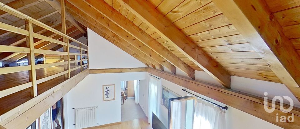 Loft 8 rooms of 153 m² in Mele (16010)