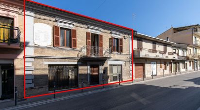 Appartamento 14 locali di 386 m² a Sant'Elpidio a Mare (63811)