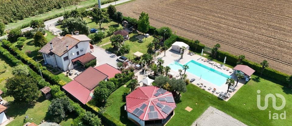 Farm 5 rooms of 295 m² in Ostellato (44020)