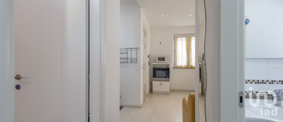 Three-room apartment of 54 m² in Falconara Marittima (60015)