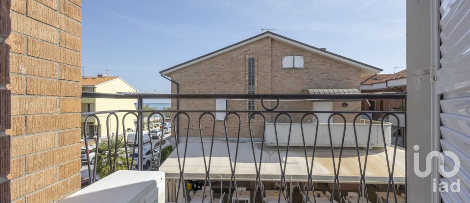 Three-room apartment of 54 m² in Falconara Marittima (60015)