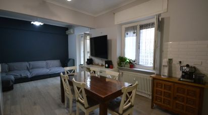 Apartment 5 rooms of 95 m² in Genova (16152)