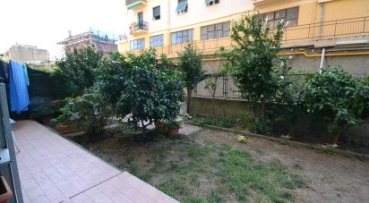 Apartment 5 rooms of 95 m² in Genova (16152)